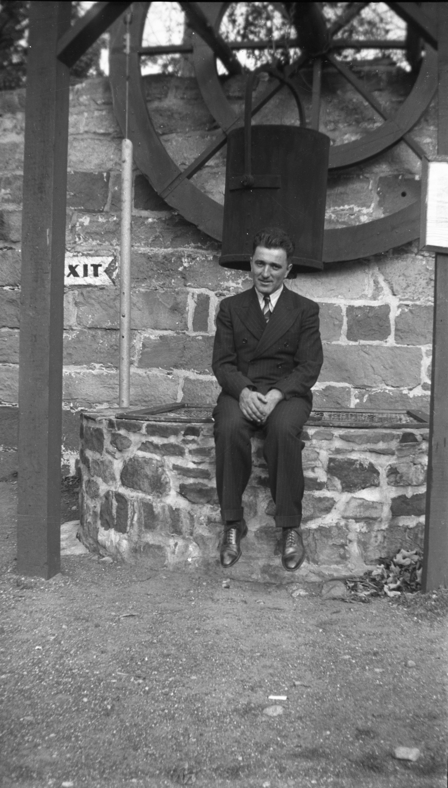 Gilette Castle CT circa 1940 Gilette Castle CT circa 1940